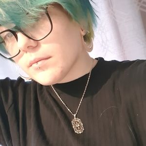 Meet your Posher,Blake